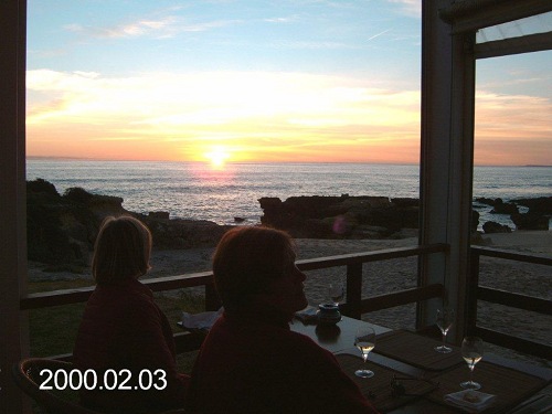 Abendstimmung im Strandrestaurant bei Carvoeiro, Algarve
